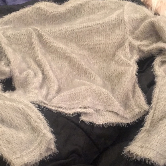 (M) Fuzzy Sweater grey vintage crop long sleeve - Picture 3 of 6